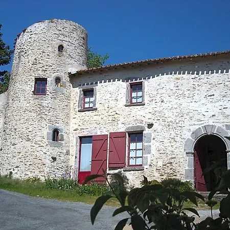 Bed & Breakfast La Tour Des Laudes 3*