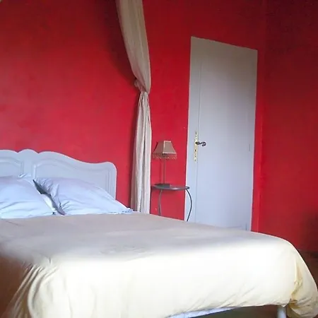 Bed & Breakfast La Tour Des Laudes Breuil-Barret