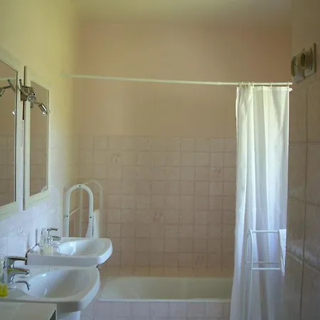 La Tour Des Laudes Breuil-Barret