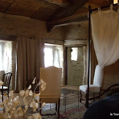 فندق مبيت وإفطار La Tour Des Laudes