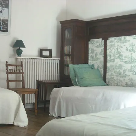 فندق مبيت وإفطار La Tour Des Laudes